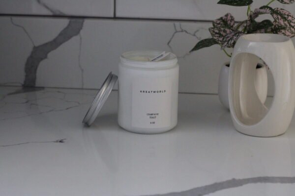Champagne Toast Candle - Image 4